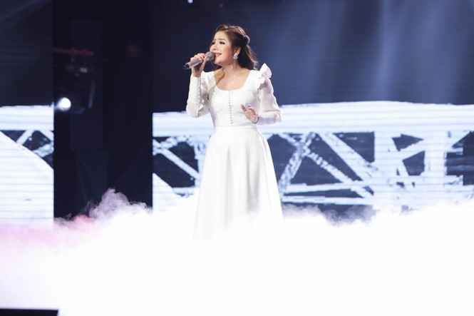 Mẹ Quang Lê bất ngờ khoe giọng trên chương trình Thần tượng Bolero - ảnh 2