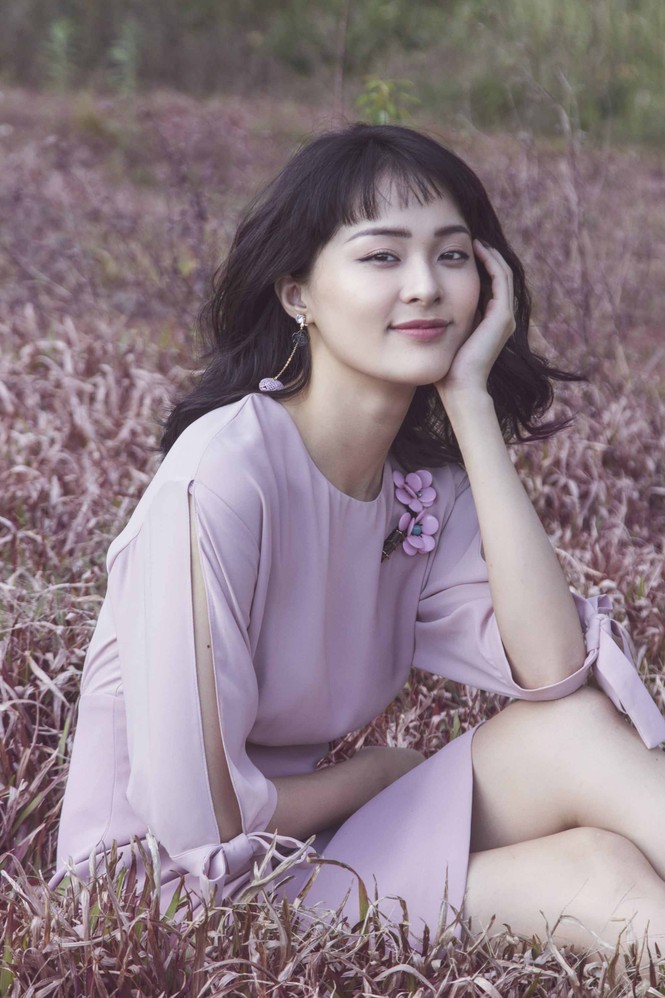 Tình cũ Cường Đô La dịu dàng như công chúa giữa cánh đồng oải hương - ảnh 10
