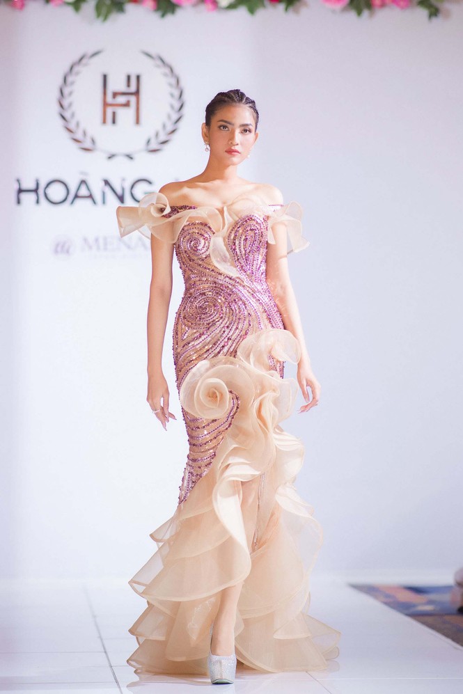 Mỹ Linh, Thanh Tú lộng lẫy hội ngộ Hoa hậu hoàn vũ Ryio Mori ở Cannes - ảnh 12