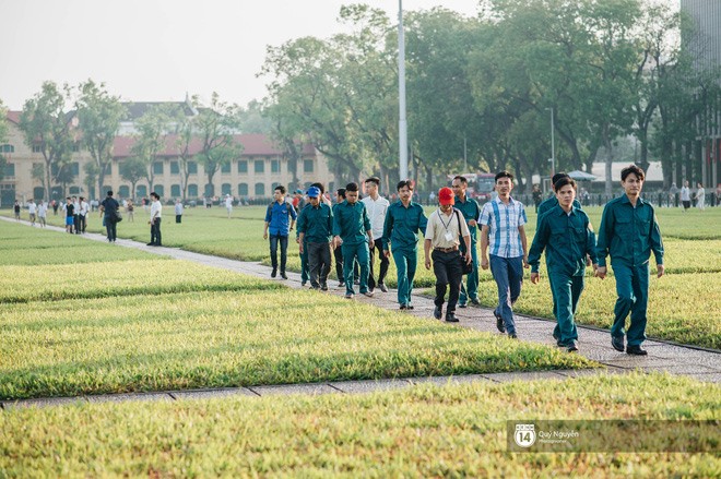 Tâm sự của chiến sĩ trong đội trực gác Lăng Bác - ảnh 17