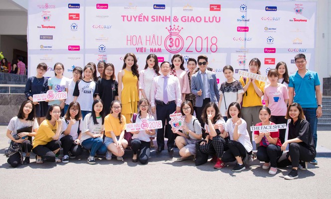Á hậu Huyền My, Thuỳ Dung đọ sắc 'không tì vết' với áo dài màu pastel - ảnh 15