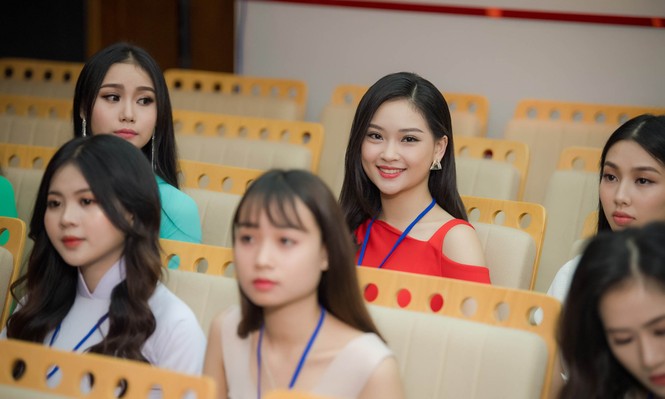Nhìn gần các thí sinh trong buổi sơ khảo Hoa hậu Việt Nam 2018 - ảnh 3