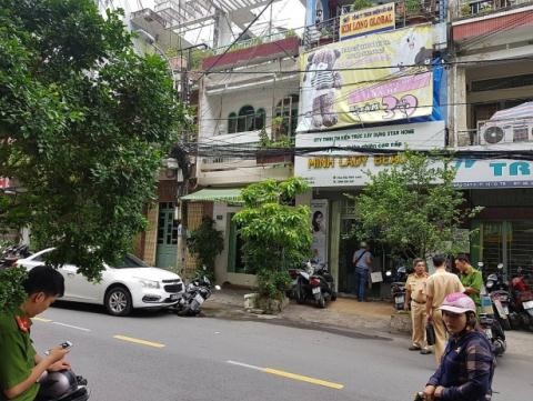 Phóng viên bị ôtô đâm, hành hung: Điện thoại mất - ảnh 2