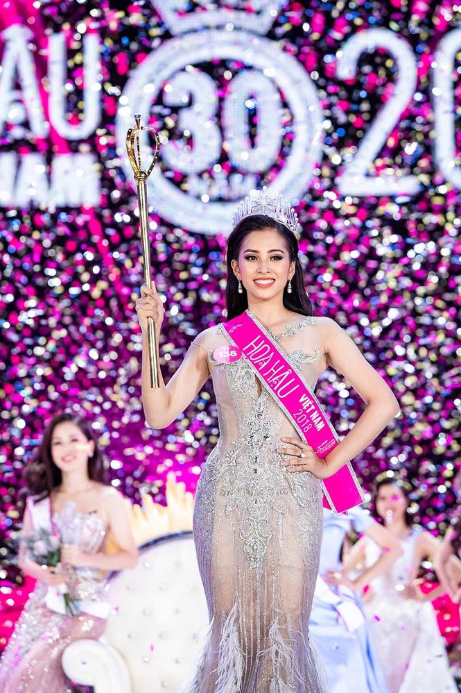 Hoa hậu Trần Tiểu Vy chính thức xuất hiện trên trang chủ Miss World - ảnh 2