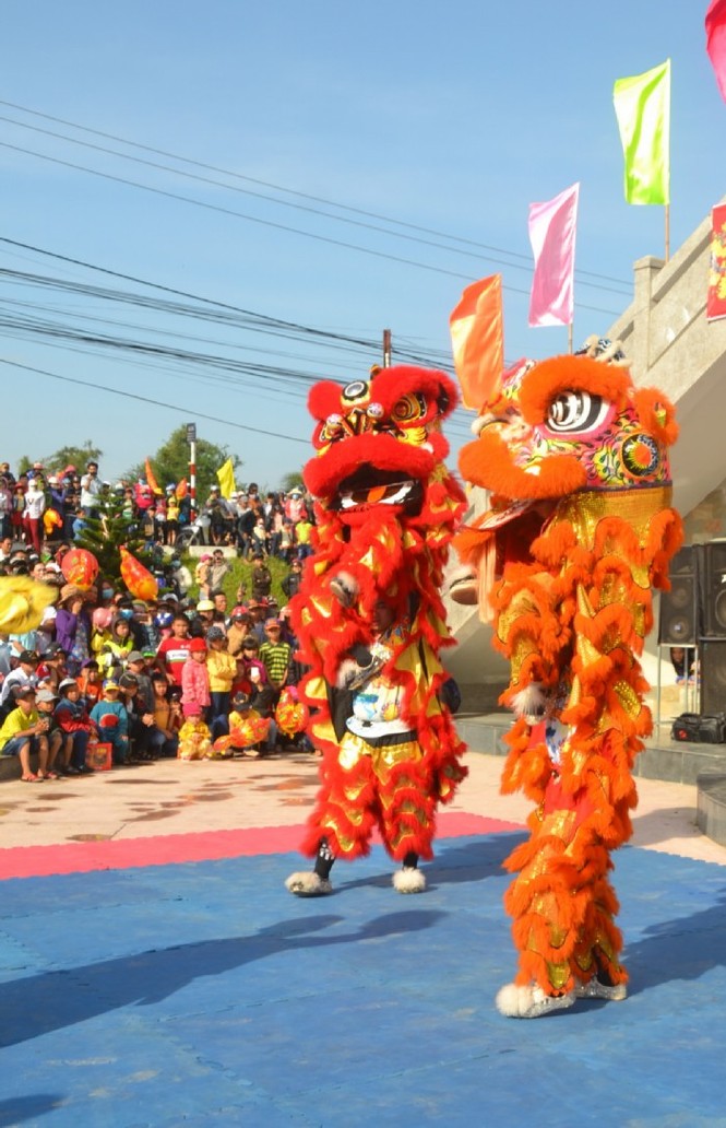 Bình Định: Hàng ngàn người dân trẩy hội Chợ Gò cầu may - ảnh 2