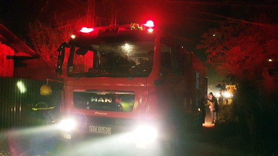 Cứu 5 cháu nhỏ trong ngôi nhà rực lửa ở Đà Lạt - ảnh 2