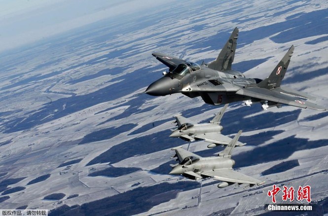 Xem dàn chiến đấu cơ NATO tuần tra không phận Baltic - ảnh 5