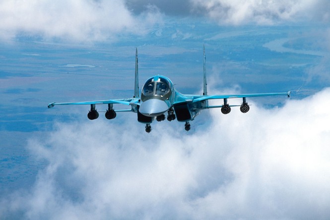 ‘Xe tăng bay’ Su-34 tiếp tục gia nhập không quân Nga - ảnh 1