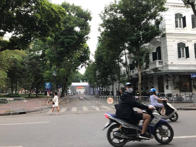 An ninh thắt chặt quanh khách sạn Metropole - ảnh 2