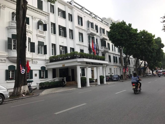 An ninh thắt chặt quanh khách sạn Metropole - ảnh 4