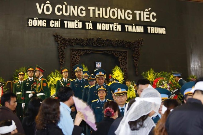 Thiếu tá phi công Nguyễn Thành Trung trở về đất mẹ - ảnh 11