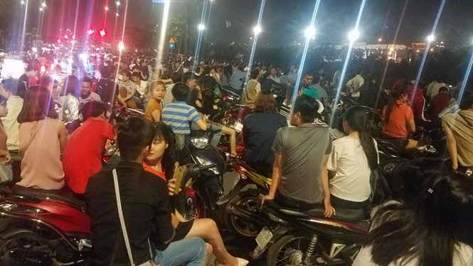 Việt Nam bước sang năm mới 2018 - ảnh 36