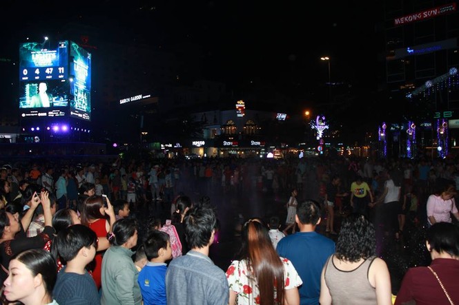 Việt Nam bước sang năm mới 2018 - ảnh 51