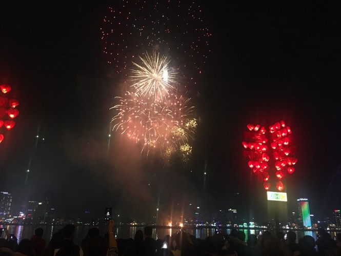 Việt Nam bước sang năm mới 2018 - ảnh 42