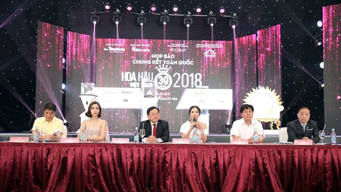Hé mở 'Ánh sáng' và hình tượng Nữ thần Mặt Trời đêm Chung kết HHVN - ảnh 13