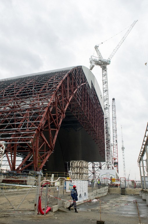 Gấp rút xây mái vòm khổng lồ, an toàn cho Chernobyl - ảnh 4