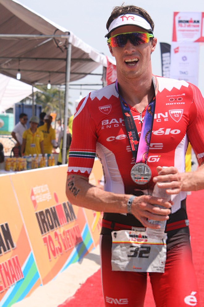 Vô địch VNG Ironman 70.3 về tay ngoại binh - ảnh 1