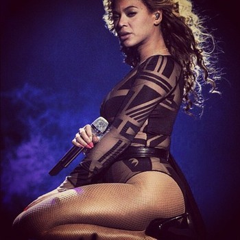 Vóc dáng đồng hồ cát trứ danh của nữ hoàng nhạc Pop Beyonce Knowles - ảnh 10