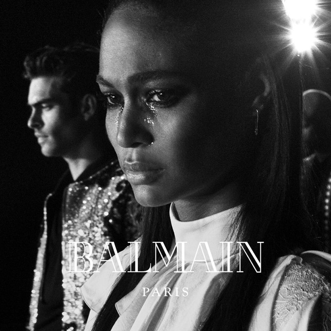 Kim Kardashian đep hút hồn trong vai trò 'Át chủ bài' của Balmain - ảnh 13