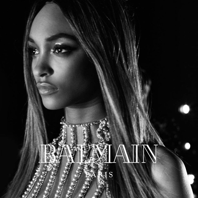 Kim Kardashian đep hút hồn trong vai trò 'Át chủ bài' của Balmain - ảnh 15