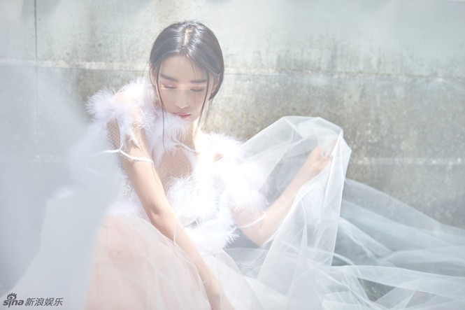 'Lý Mạc Sầu' Trương Hinh Dư đẹp mong manh tựa thiên thần - ảnh 2