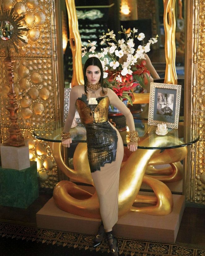 Vẻ đẹp 'vạn người mê' của em gái cô Kim siêu vòng 3 Kendall Jenner - ảnh 4