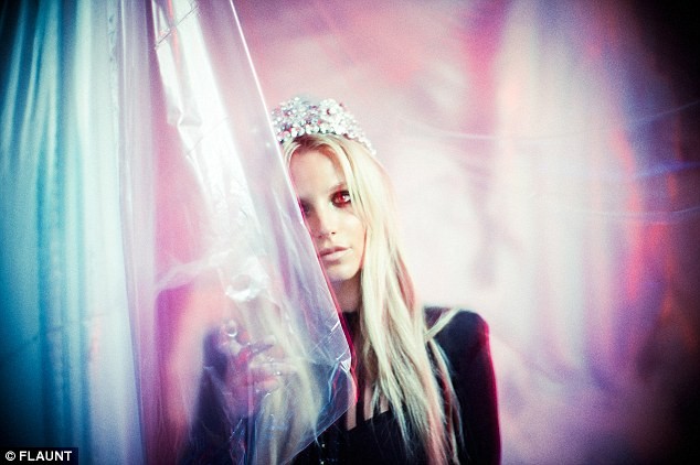 Britney Spears trở lại, đẹp lợi hại hơn xưa - ảnh 7
