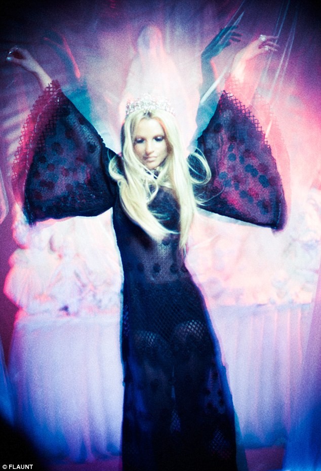 Britney Spears trở lại, đẹp lợi hại hơn xưa - ảnh 6