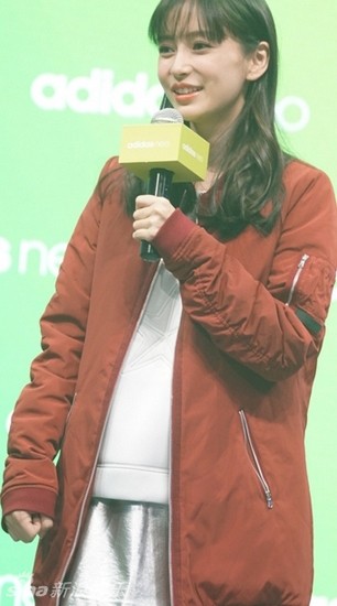 Angelababy phủ nhận chuyện mang thai nhưng vòng 2 cứ... to bất thường - ảnh 7