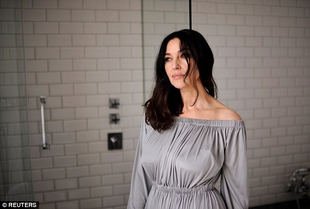 'Thần vệ nữ' Monica Bellucci giờ ra sao? - ảnh 7