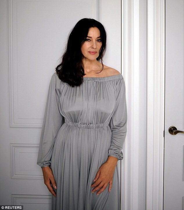 'Thần vệ nữ' Monica Bellucci giờ ra sao? - ảnh 9
