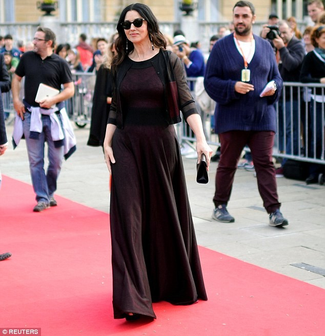 'Thần vệ nữ' Monica Bellucci giờ ra sao? - ảnh 1