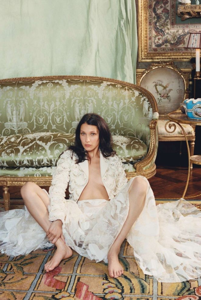 Bella Hadid hoá cô nàng tiểu thư sexy đầy cuốn hút - ảnh 9