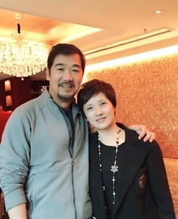 Bất ngờ với ảnh thời trẻ như anh em của vợ chồng “Phượng Ớt“ - ảnh 7