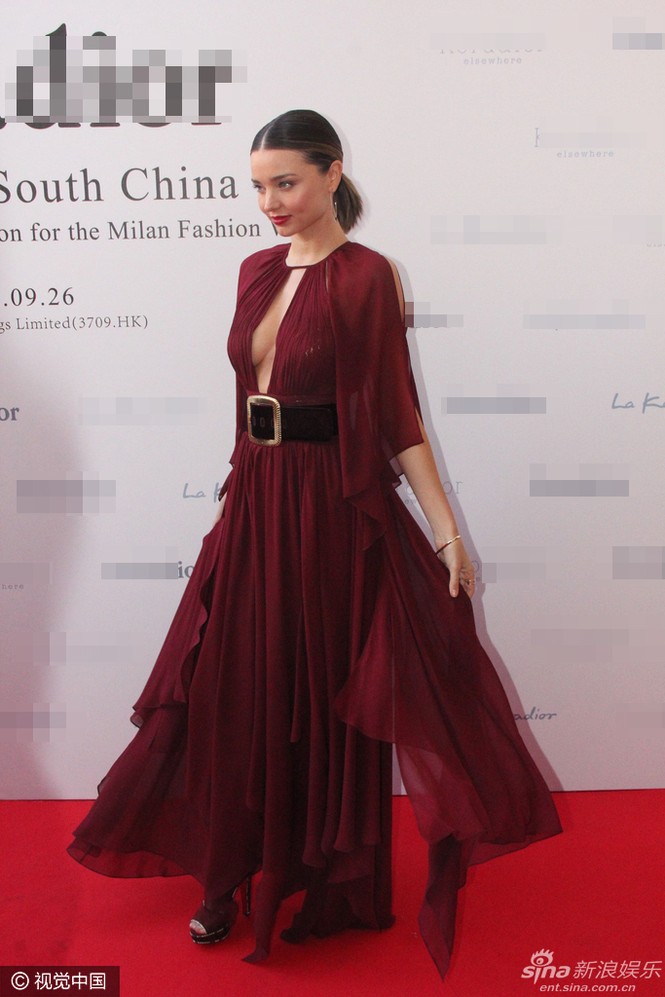 Miranda Kerr quá gợi cảm và quyến rũ khiến người xem ngây ngất - ảnh 5