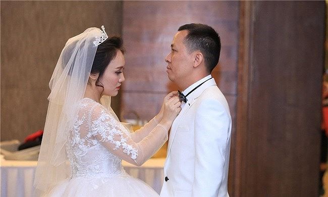 Nhật Thủy nói gì về việc chồng đã qua một đời vợ - ảnh 1