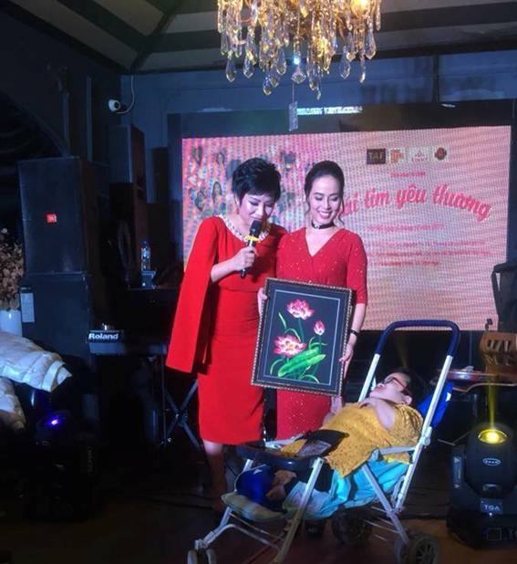 Cô gái 'Xương thuỷ tinh' đầy khát vọng và nghị lực - ảnh 1