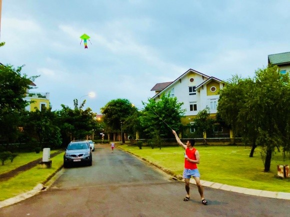 Công Vinh là một người cha tuyệt vời - ảnh 1