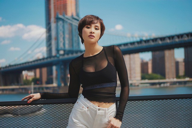 Phương Mai theo đuổi hình ảnh sexy, học múa cột nghệ thuật - ảnh 10