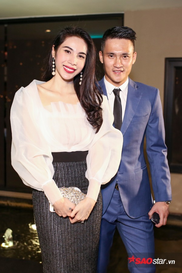 Bên nhau gần 10 năm, Thủy Tiên và Công Vinh vẫn ngọt ngào thế này! - ảnh 8