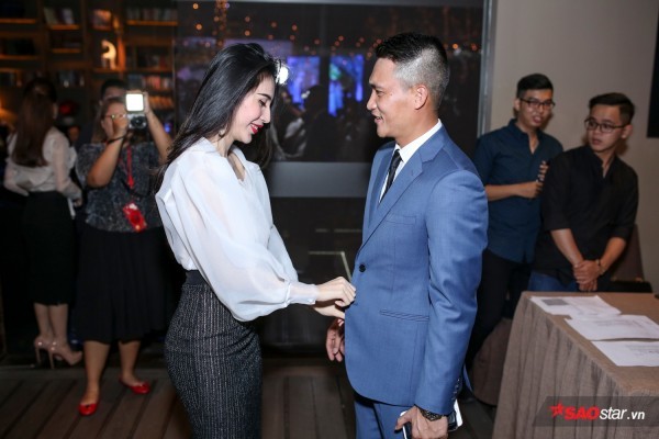 Bên nhau gần 10 năm, Thủy Tiên và Công Vinh vẫn ngọt ngào thế này! - ảnh 5