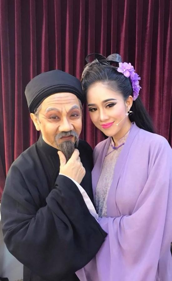Mỹ Tâm, Hồng Đăng cùng loạt sao Việt làm gì trong ngày cuối năm 2017 - ảnh 10