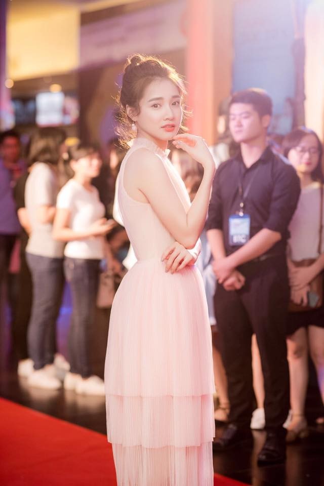 Nhã Phương: 'Công chúa' xinh đẹp đầy cuốn hút ở mọi thảm đỏ - ảnh 8