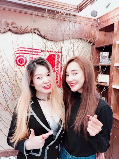 Phản ứng của Nhã Phương khi bị fan ‘hỏi tội’ việc tháo nhẫn cầu hôn - ảnh 1