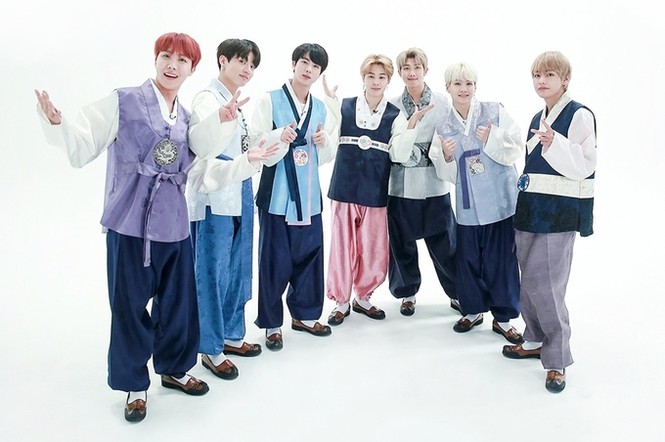 Dàn sao Hàn Quốc khoe sắc với hanbok chào năm mới Mậu Tuất - ảnh 2