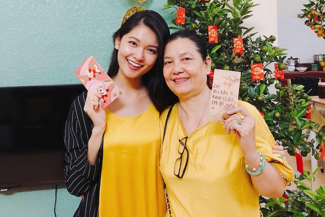Các hoa hậu, á hậu cùng loạt sao Việt rạng rỡ đón Tết bên chồng - ảnh 9