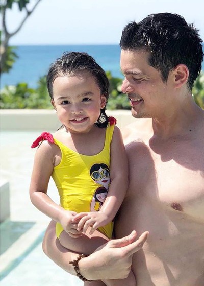 'Mỹ nhân đẹp nhất Philippines' diện bikini, tình tứ bên chồng ở bãi biển - ảnh 3