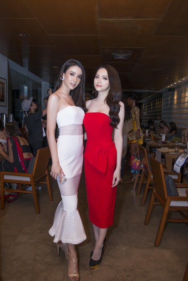 Hương Giang Idol đọ sắc đối thủ 'nặng kí' nhất Hoa hậu chuyển giới - ảnh 5