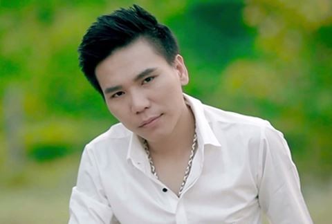 Showbiz 5/3: Mâu Thuỷ diện bikini khoe body ‘bốc lửa’ - ảnh 1