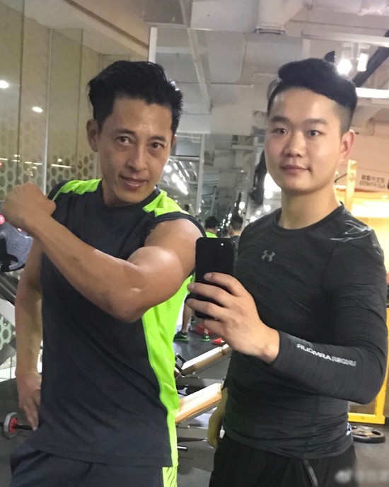Tuổi ngoài 50 không con cái của 'Lệnh Hồ Xung' Lữ Tụng Hiền - ảnh 4